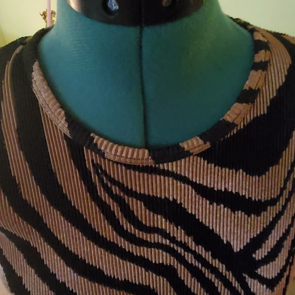 Vintage Animal print top Size L - Picture 4 of 6
